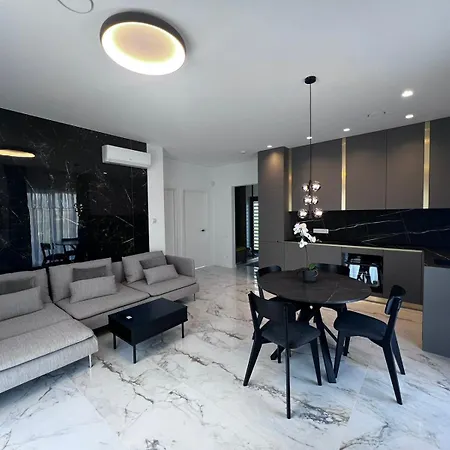 別荘 Albablanco パランガ